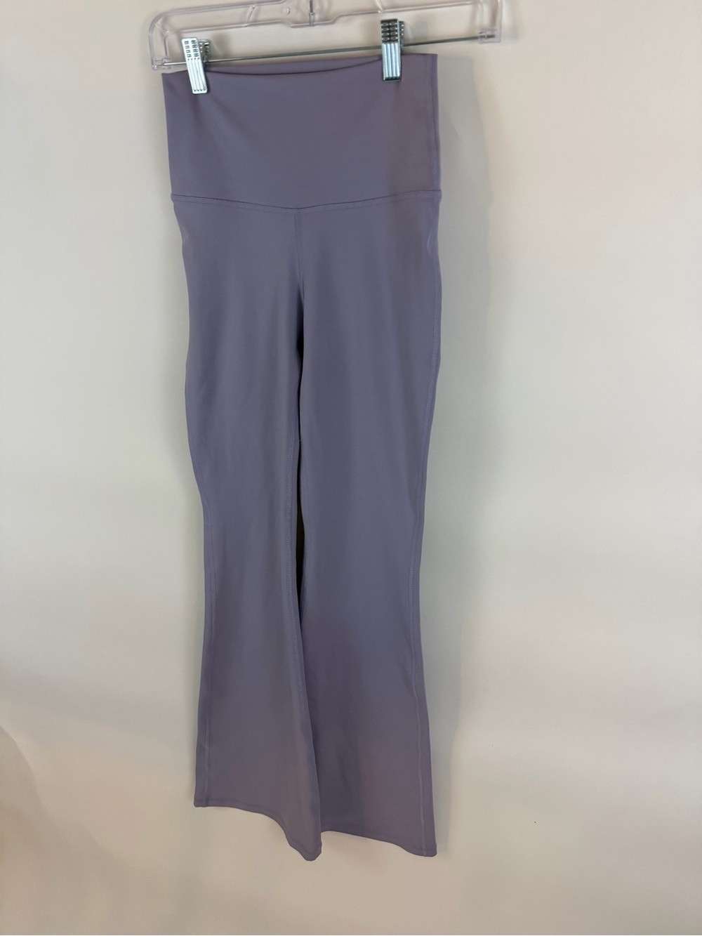 Gilly Hicks Lavender High Rise Flare Leggings Yoga Pants - Picture 4 of 9